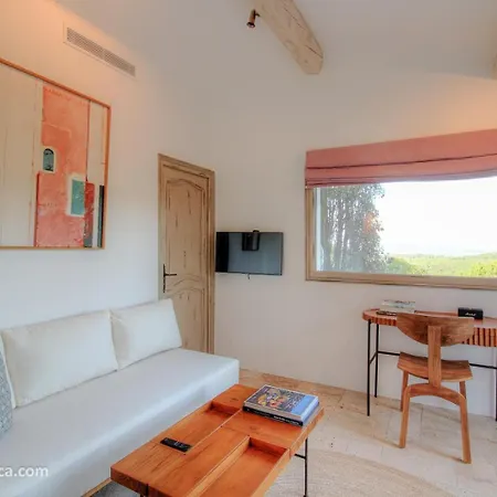Casa Penisula Bed & Breakfast