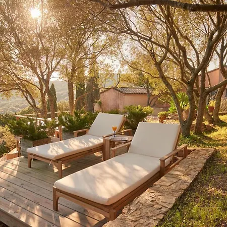 Casa Penisula Bed & Breakfast