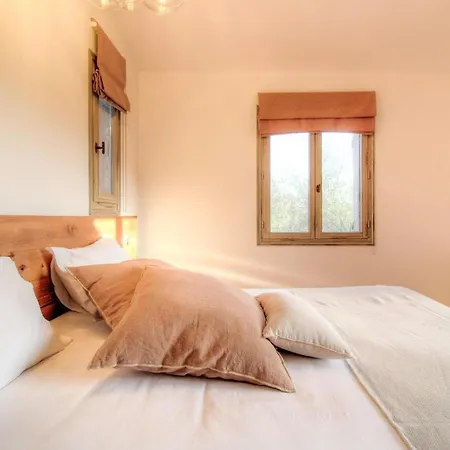 Casa Penisula 3*